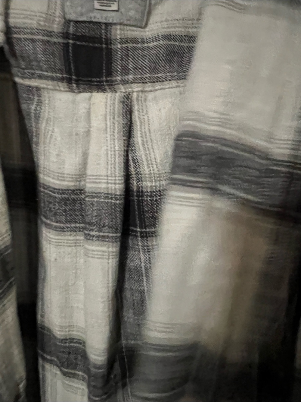 American Eagle Outfitters Black and White Plaid Hooded Flannel Shirt - Picture 3 of 4